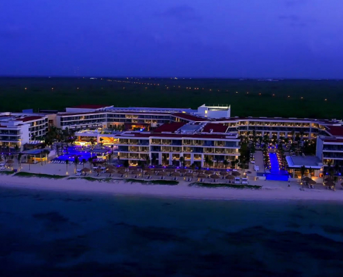 Hotel Breathless